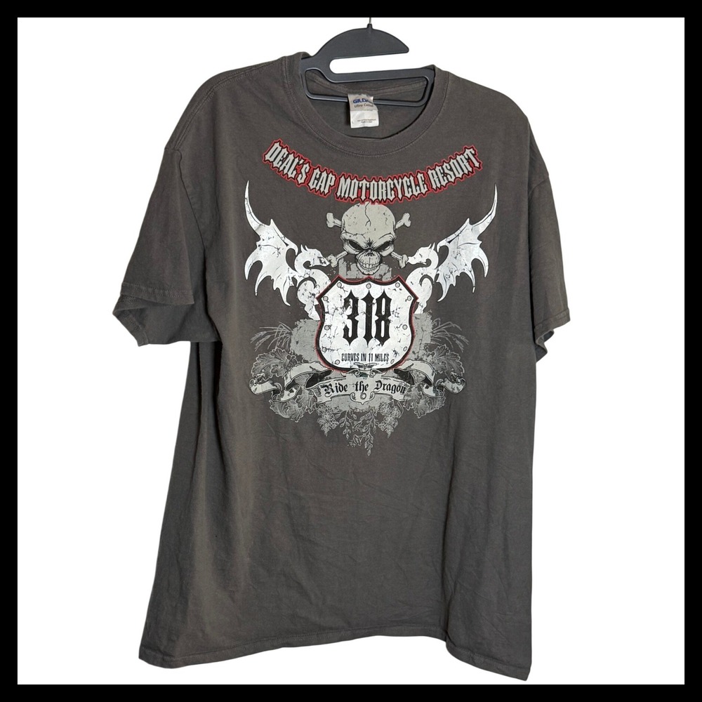 Gildan Deals Gap Motorcycle Resort Tail of the Dragon 318 Curves Graphic Tee L